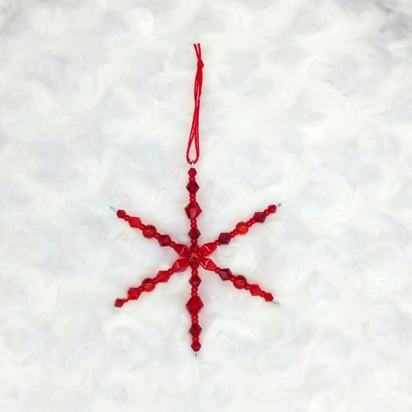 6 Hand Crafted Handmade Beaded Red & Green Snowflake Ornaments - Picture 7 of 12